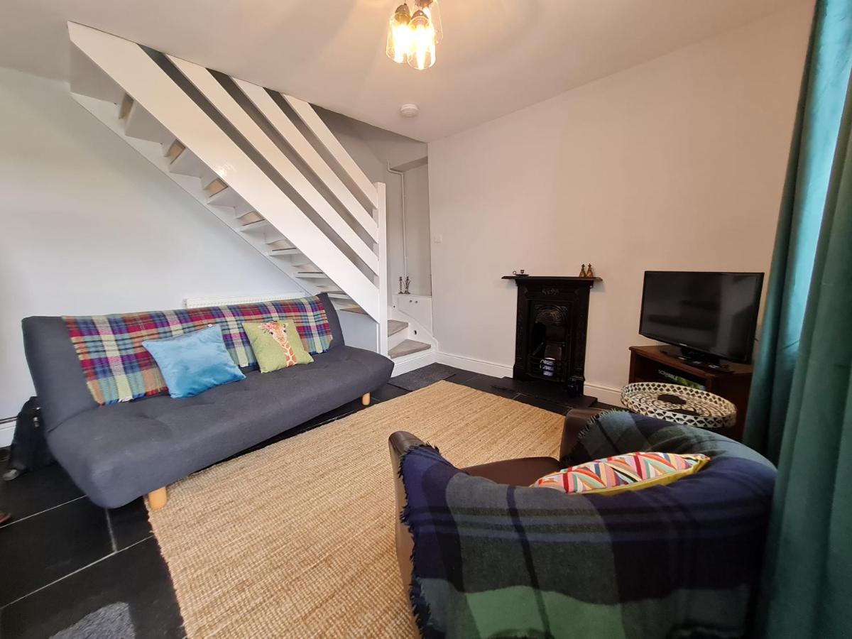 Picturesque 2 Bedroom Miners Cottage Near Bike Park Wales & Brecon Beacons เมอเทอร์ทิดฟิล ภายนอก รูปภาพ
